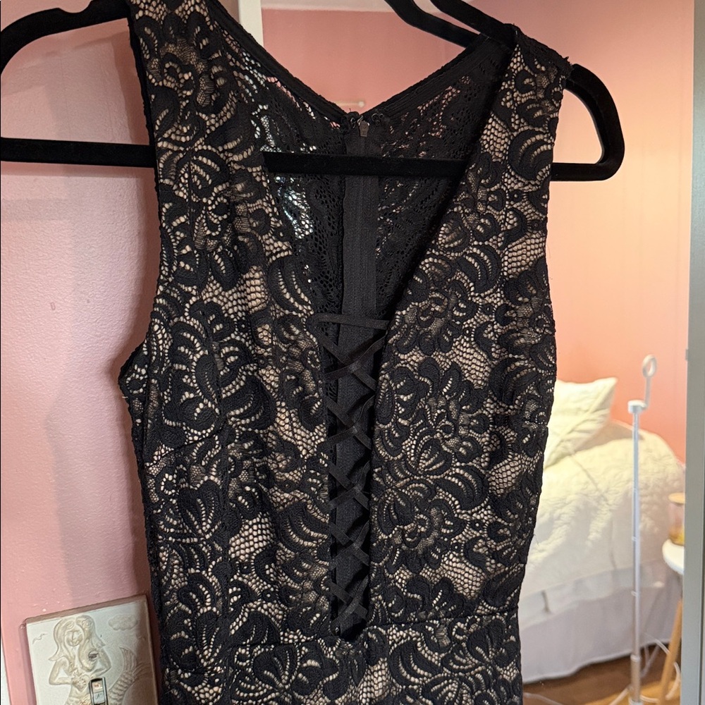 Windsor Black Lace Wedding Dress - Picture 3 of 4